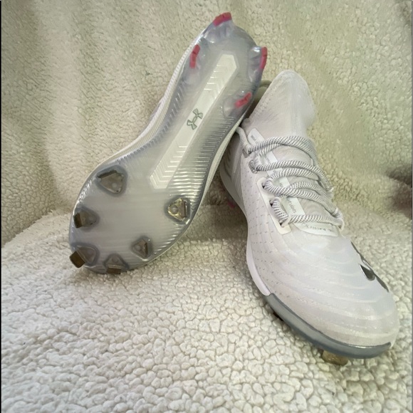 COPY - Under Armor  cleats - Picture 1 of 9